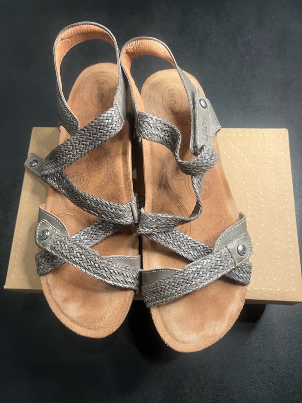 Täōs Trulie sandal